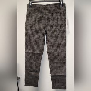 Margaret M Petites pants gray and black size M stretch pull on